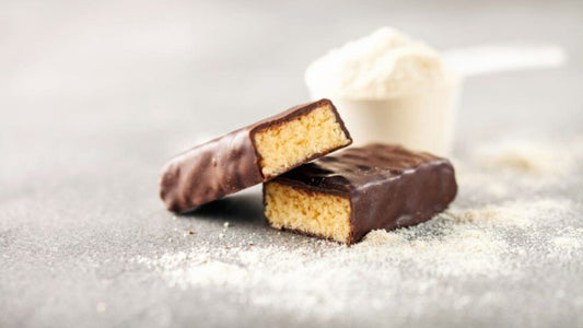 Barres Protéinées : Bienfaits, Dangers et Choix Idéal pour une Nutrition Saine