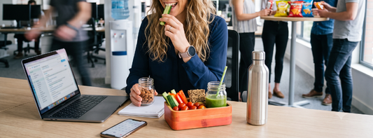 La Raw Food au bureau : remplacer les snacks industriels par une vraie pause saine