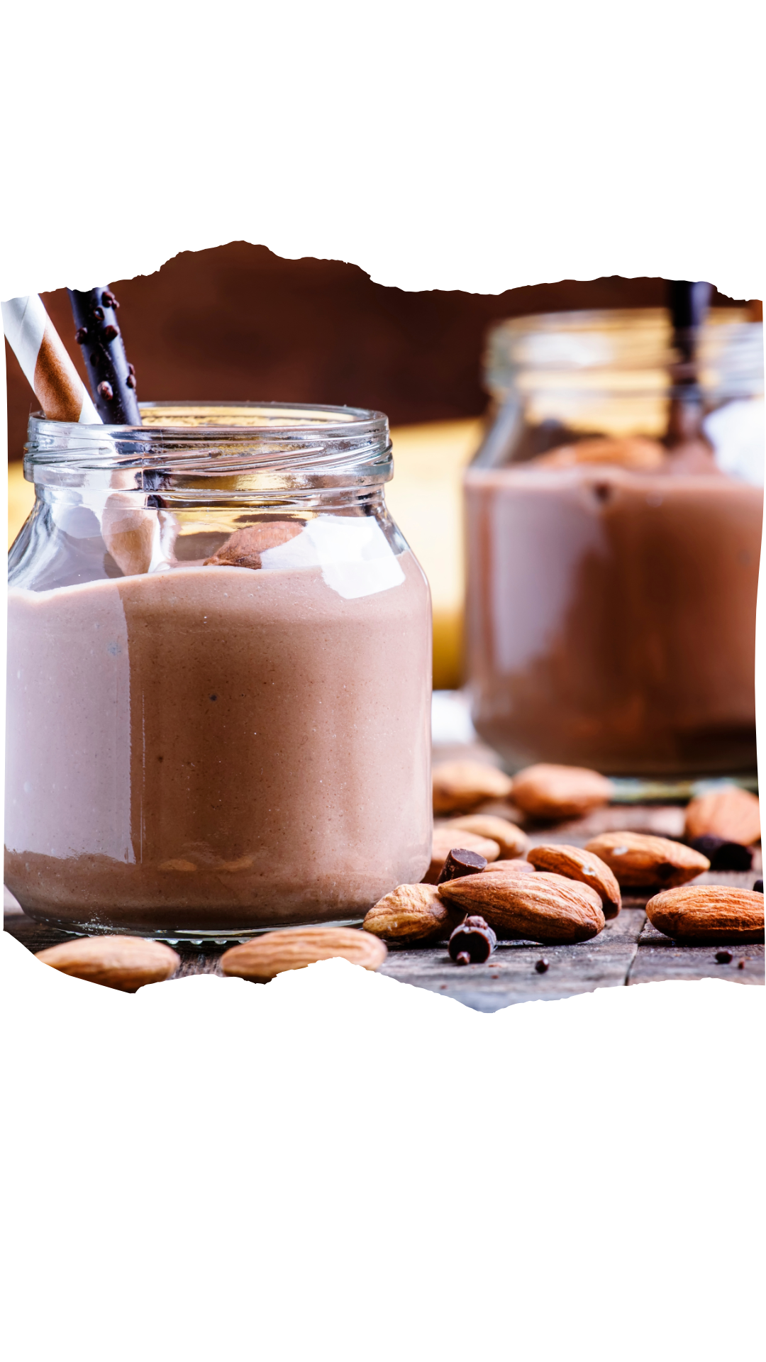 Almond and raw cocoa smoothie
